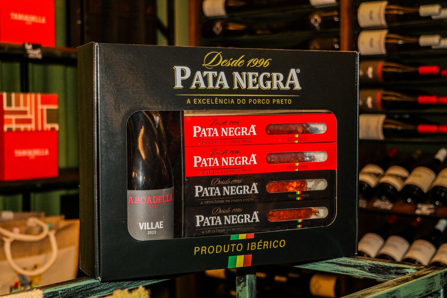 Caixa: Pata Negra e Vinho Taboadella